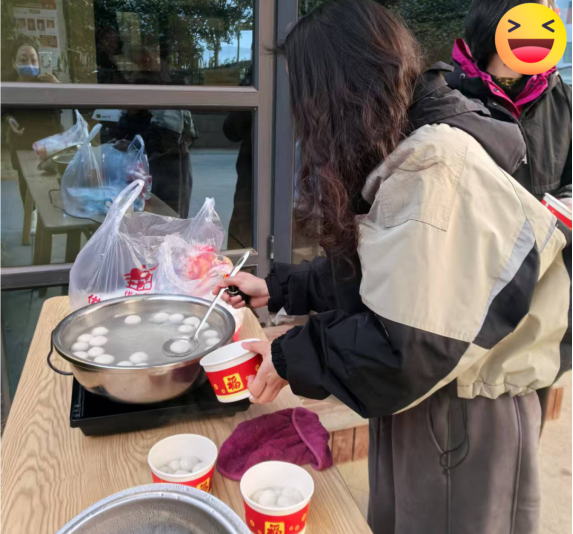 1740125124526493.png image.png